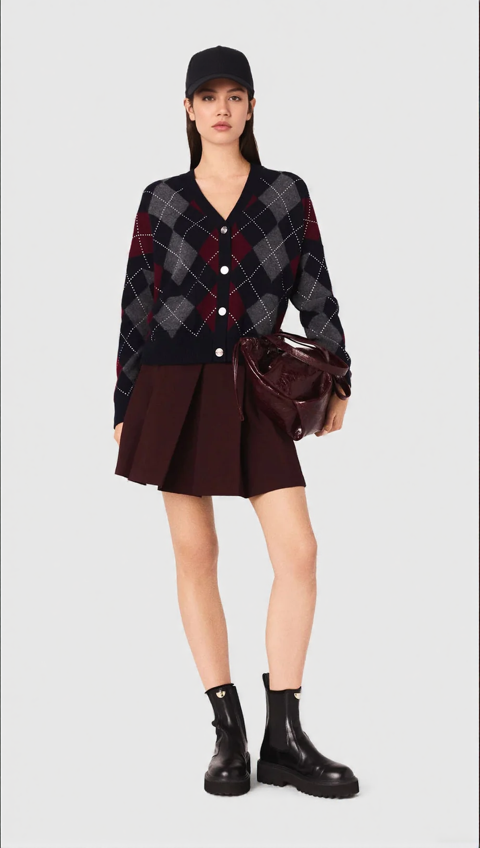 HOWELL CHIC ARGYLE CARDIGAN FOR WOMEN - TIMELESS KNIT WITH MODERN FLAIR