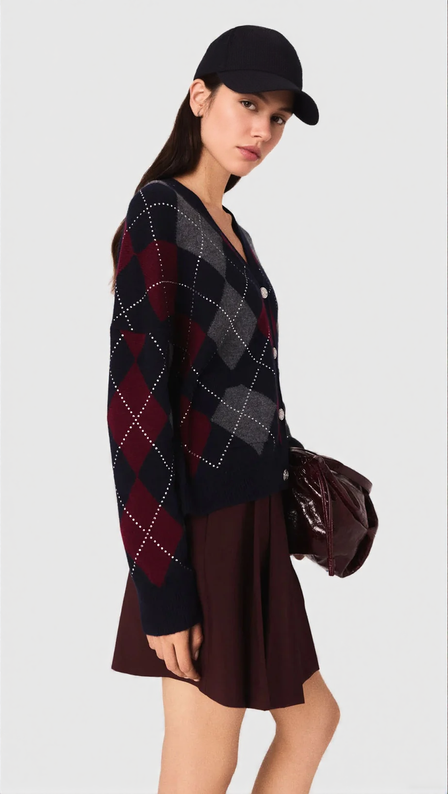 HOWELL CHIC ARGYLE CARDIGAN FOR WOMEN - TIMELESS KNIT WITH MODERN FLAIR
