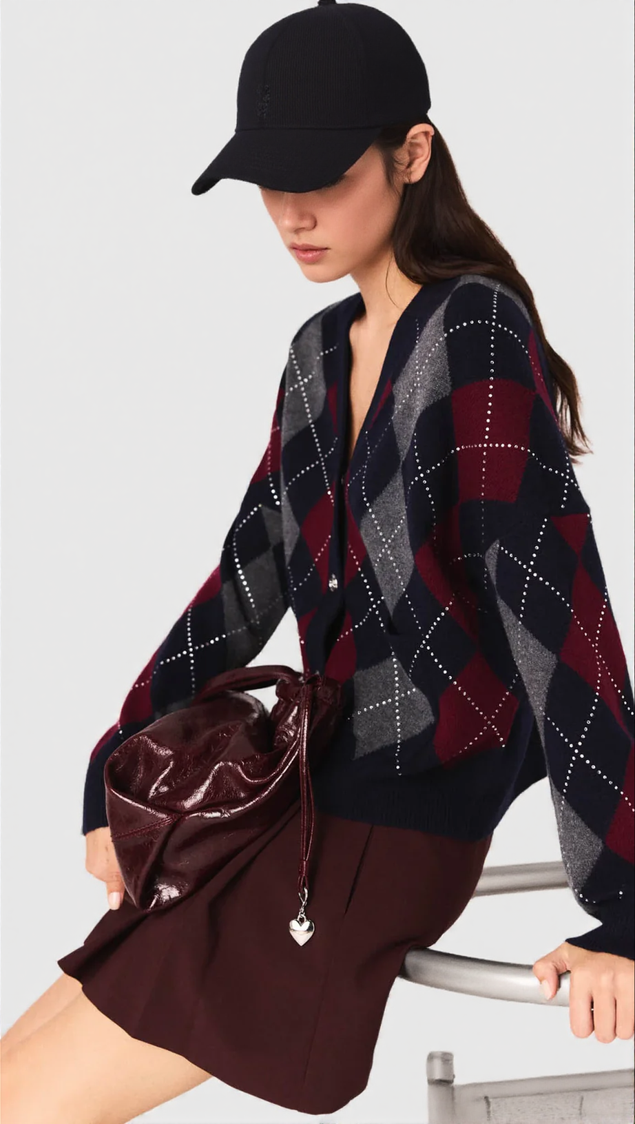 HOWELL CHIC ARGYLE CARDIGAN FOR WOMEN - TIMELESS KNIT WITH MODERN FLAIR