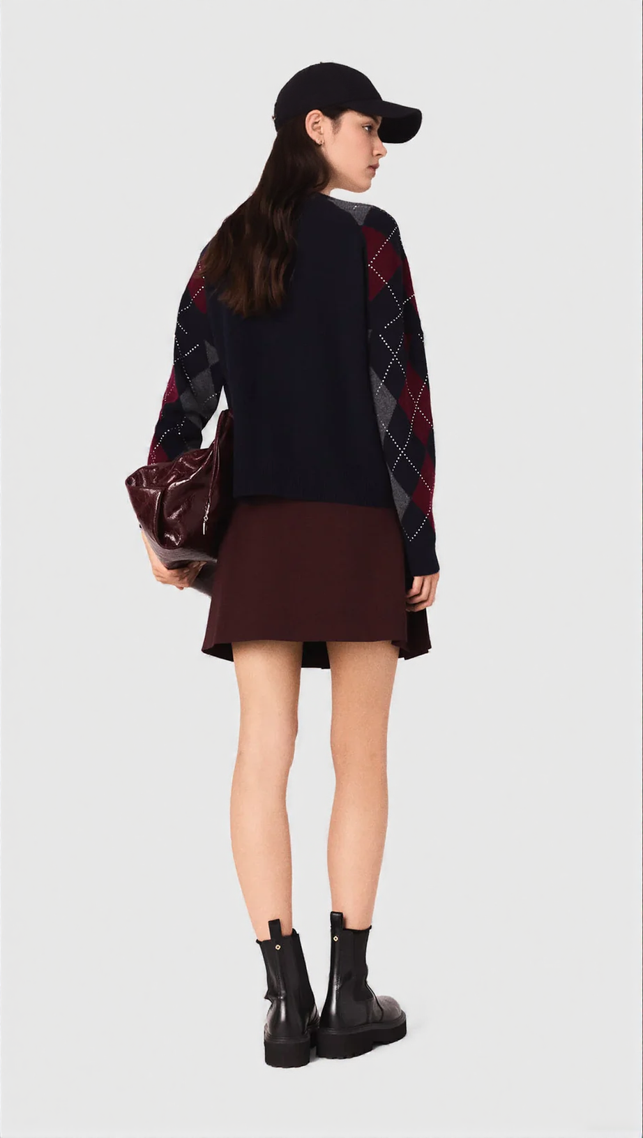 HOWELL CHIC ARGYLE CARDIGAN FOR WOMEN - TIMELESS KNIT WITH MODERN FLAIR