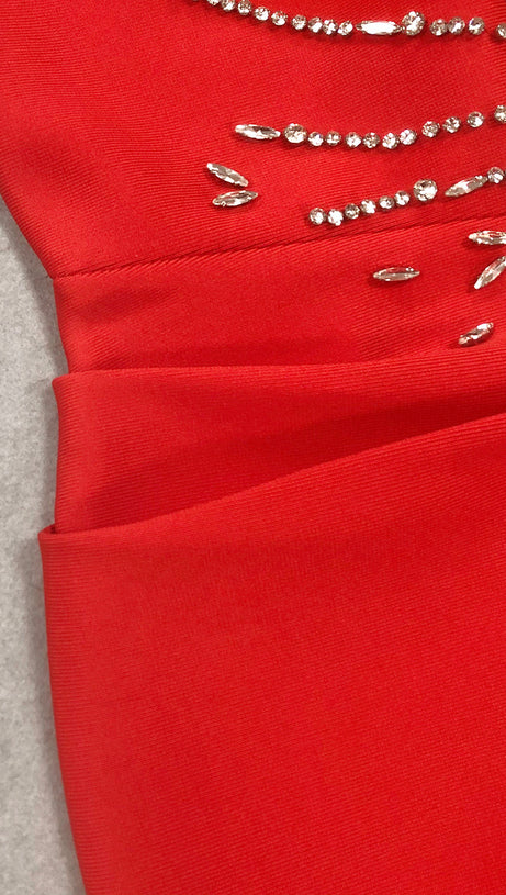 ABITO LUNGO DRAPPEGGIATO CON CRISTALLI ROSSO