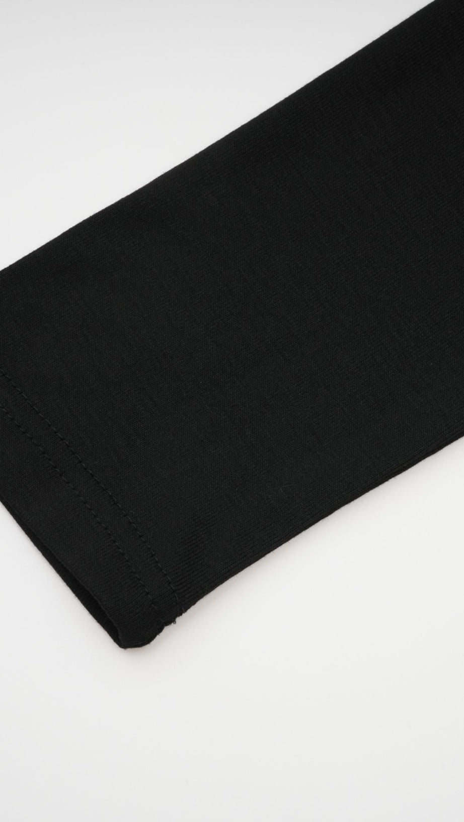 ANAÏS BLACK OPEN-FRONT GATHERED TOP