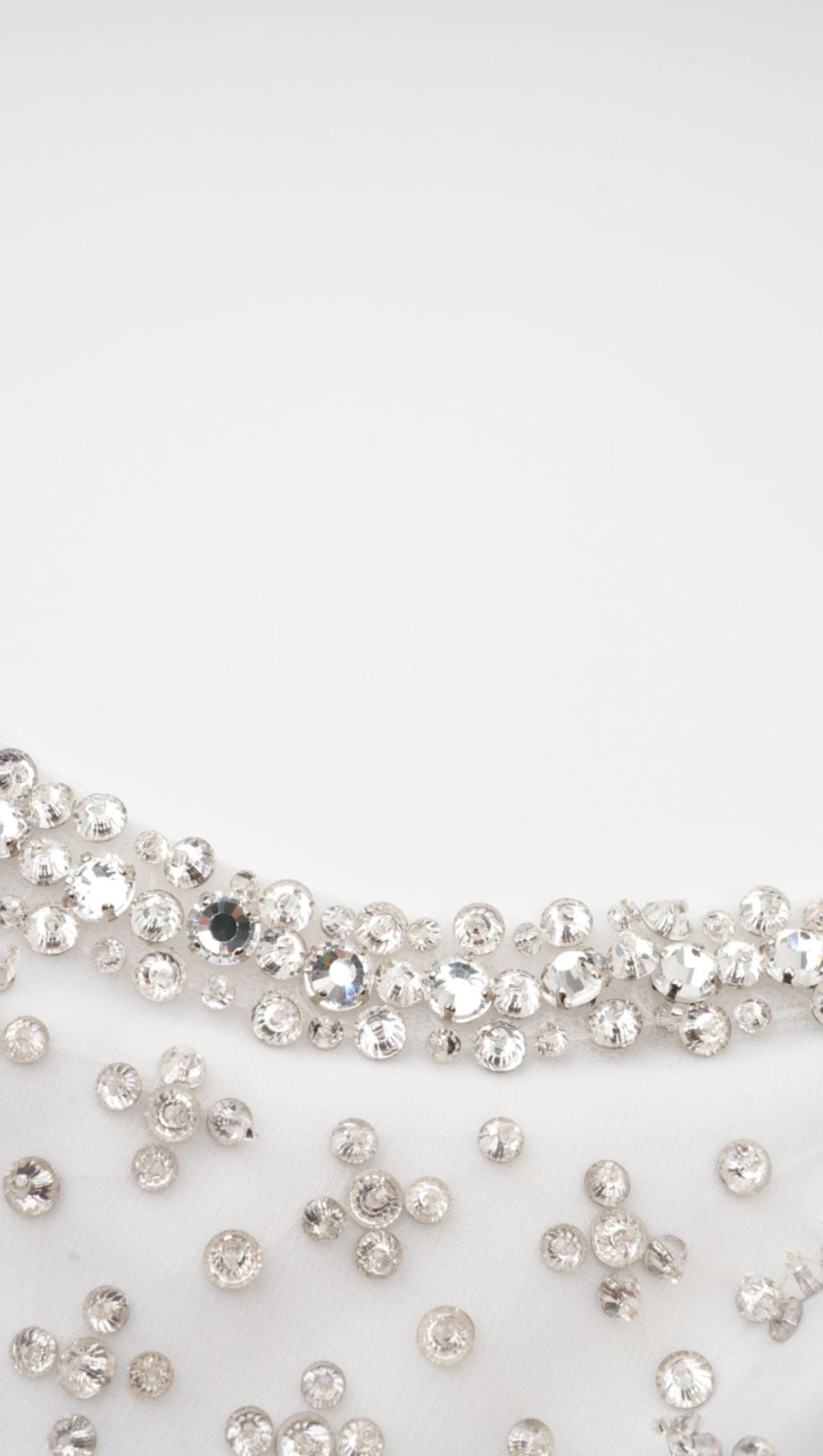 ABITO CORTO CON FIOCCO E CRISTALLI PARISA 