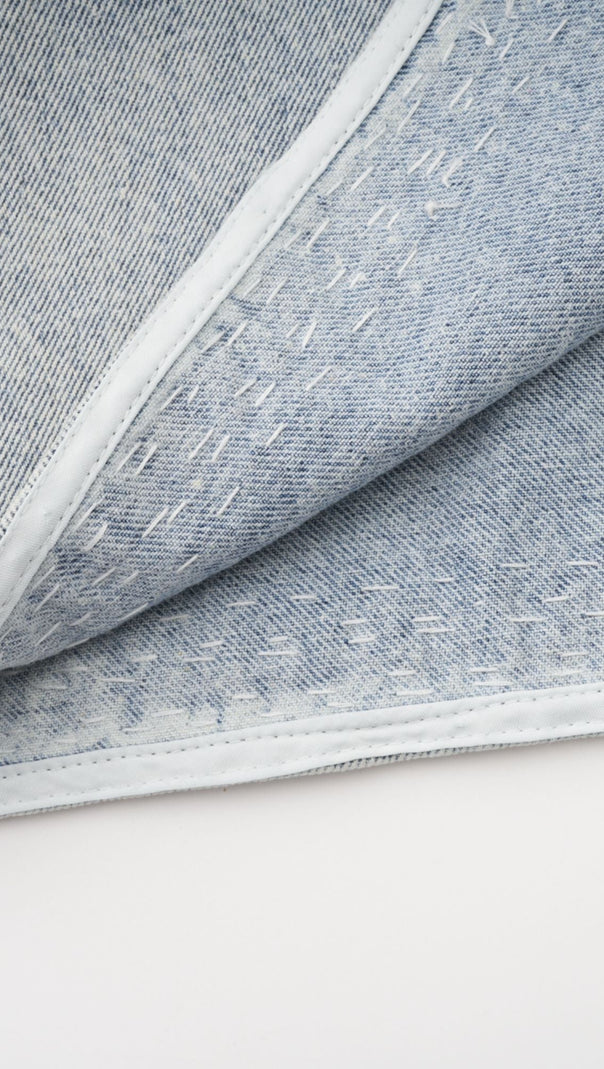 MINI ABITO IN DENIM SENZA MANICHE CON CRISTALLI BLU DAPHNÉ