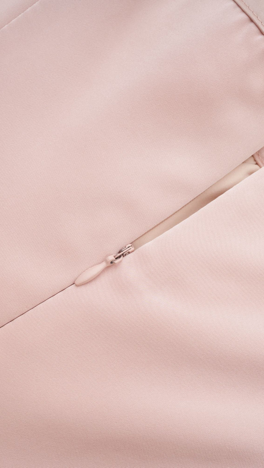 Axelle – Plissiertes Minikleid mit Kristallverzierung 