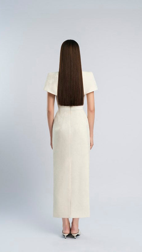 V-CUT NECKLINE MAXI DRESS IN BEIGE