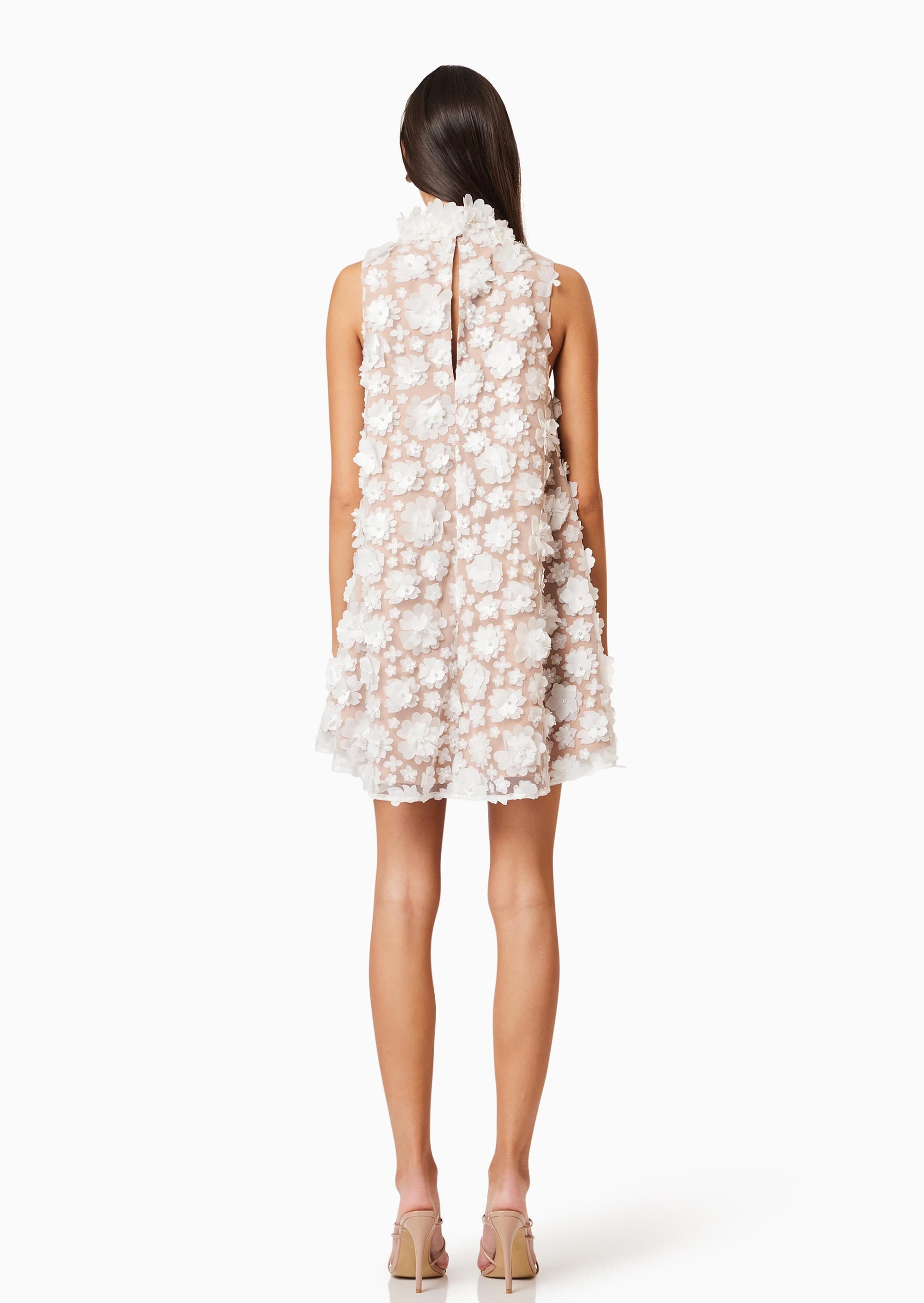 3d floral bluebell Trapeze Dress in white