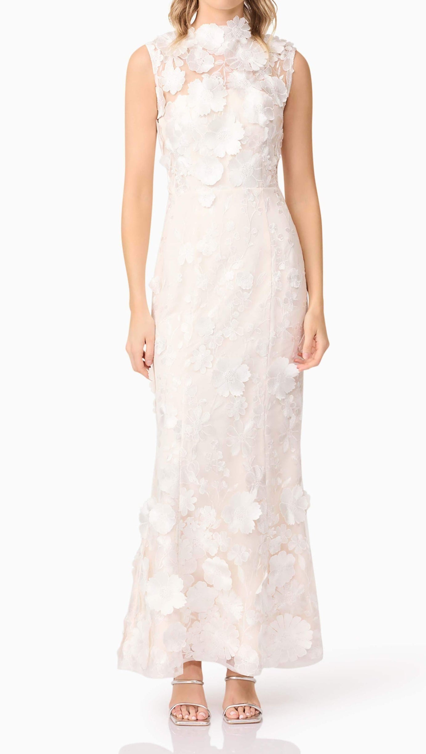 YVETTE 3D FLOWER EMBROIDERY GOWN IN WHITE