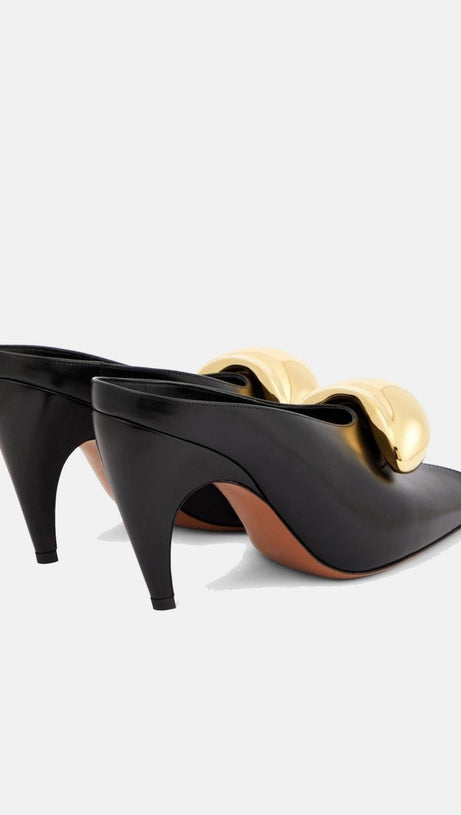 Emerson – Pantoletten aus Leder mit Fischmaul und Metallschnalle