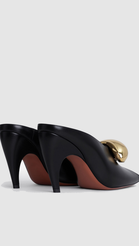 Emerson – Pantoletten aus Leder mit Fischmaul und Metallschnalle