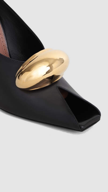 Emerson – Pantoletten aus Leder mit Fischmaul und Metallschnalle