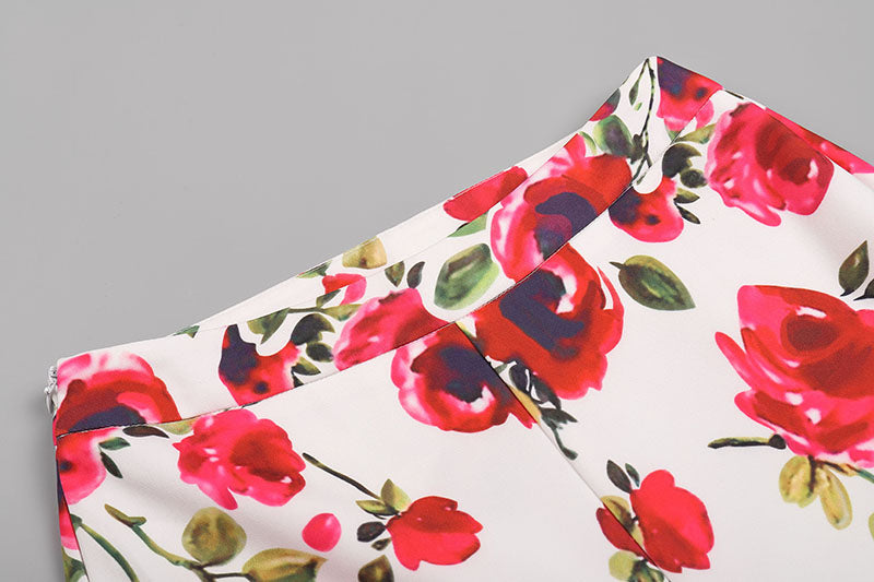 Bedrucktes Langarmhemd, Hosenträgerhose, Anzug