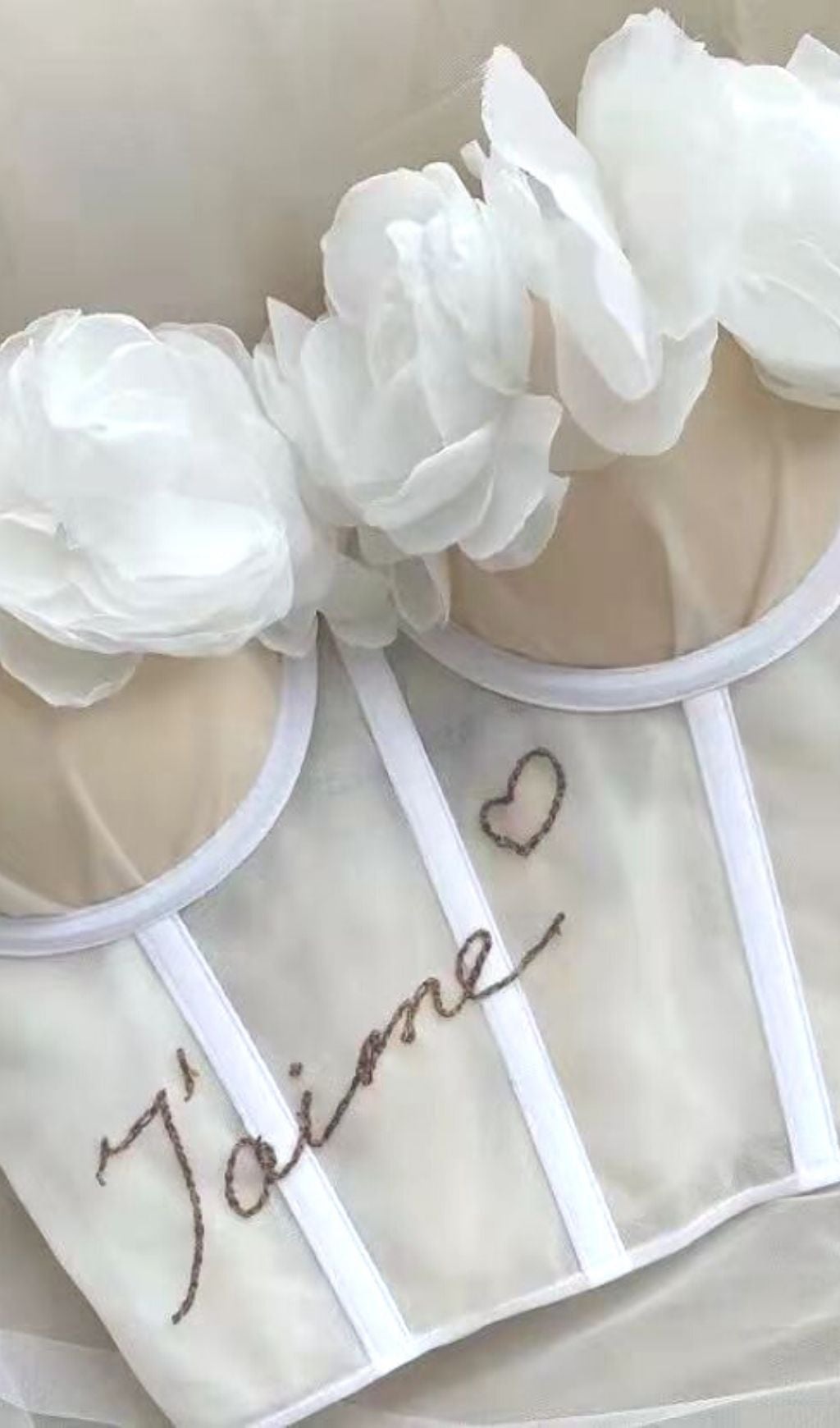 KORSETTOP AUS BLUMENSPITZE