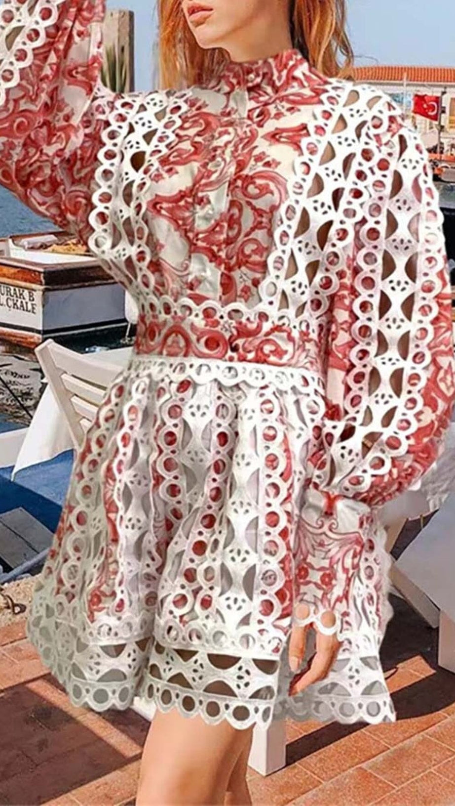 ABITO MIDI A MANICHE LUNGHE CON STAMPA FLOREALE