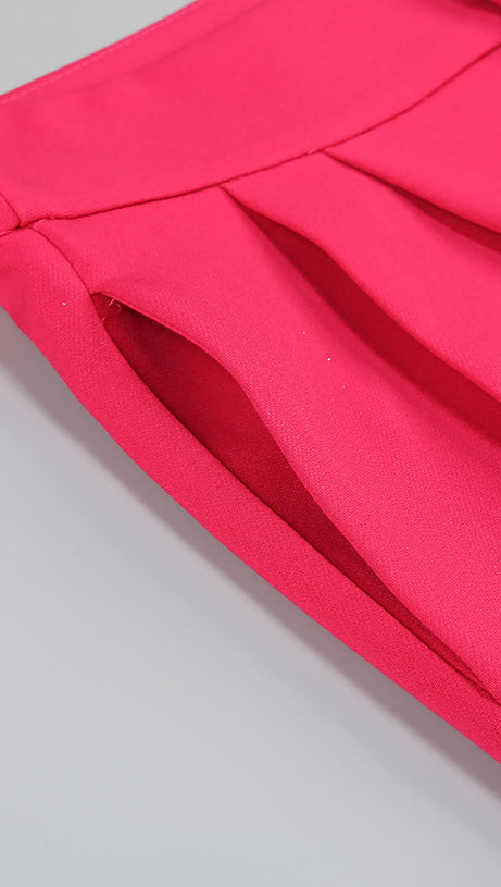 IRMA BLAZERANZÜGE MIT FEDERBESATZ IN ROSENROT