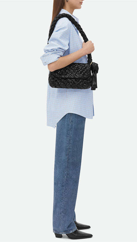 GIANA WEAVE SHOULDER BAG - BLACK