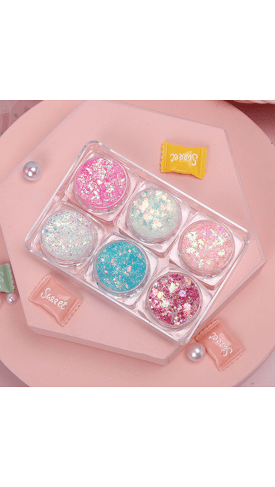 GLITTER GLITTER FOR GEL EYE MAKEUP.