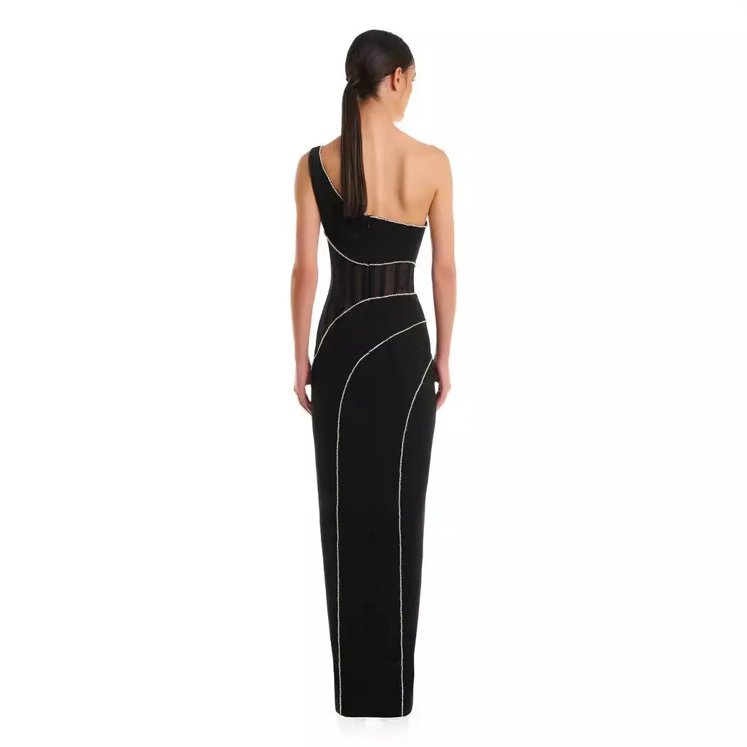 TRACY SCHWARZES MAXIKLEID MIT KRISTALLSTREIFEN UND EINER SCHULTER