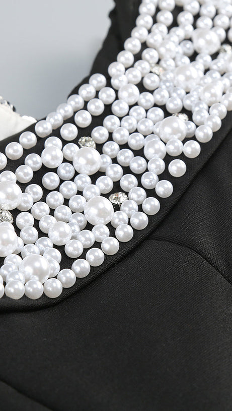 Neckholder-Maxikleid mit Perlen- und Kristallbesatz