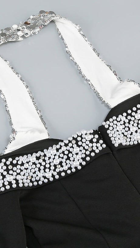 Neckholder-Maxikleid mit Perlen- und Kristallbesatz