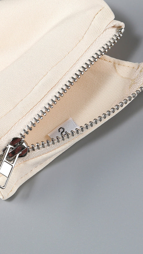 Neckholder-Maxikleid mit Kristall-Zopfmuster in Elfenbein