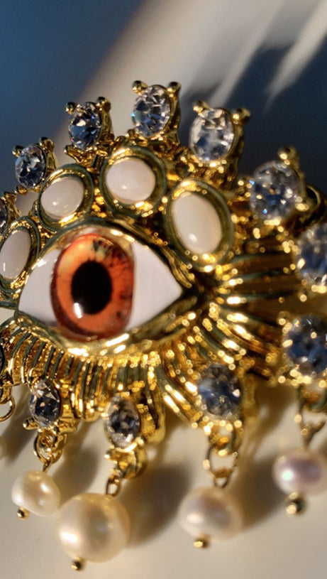 PEARL EMBELLIHSED EYE BROOCH