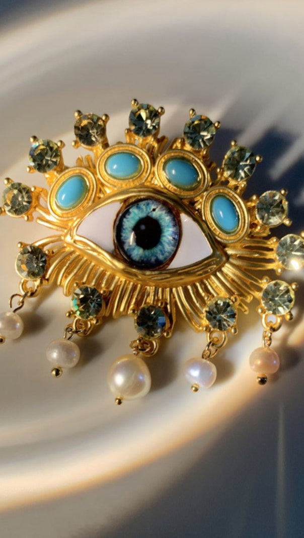 AIIZIE PEARL EMBELLIHSED EYE BROOCH - product image