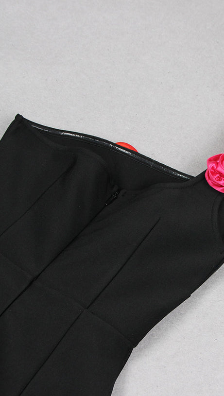 ABITO MIDI MONOSPALLA CON DETTAGLIO ROSA NERO