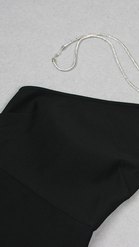 ABITO LUNGO CON SCOLLO A V E PIUME DI CRISTALLO IN NERO 