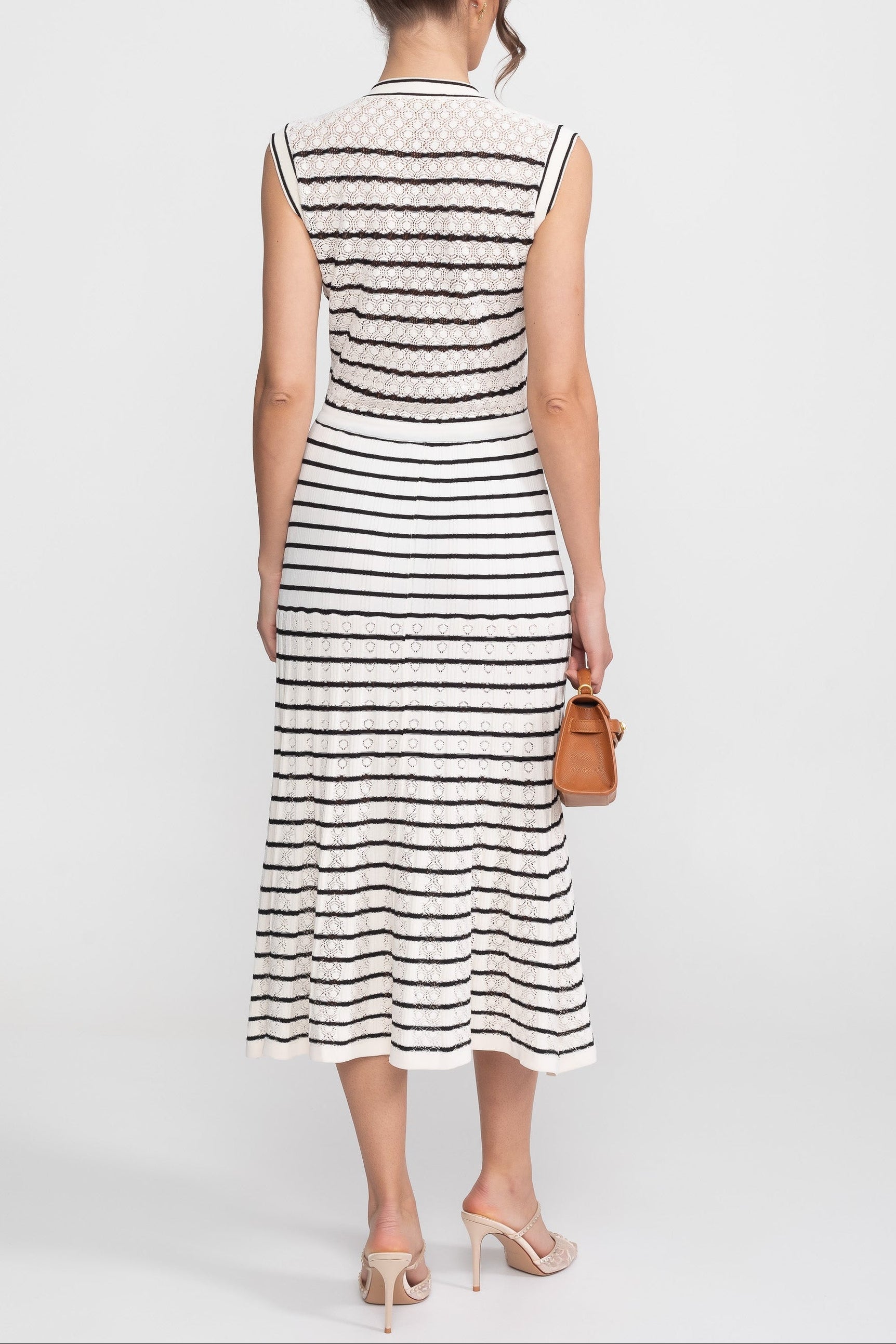 Striped Sleeveless Knit Midi Dress With V-Neck And Gold Buttons - White/Black