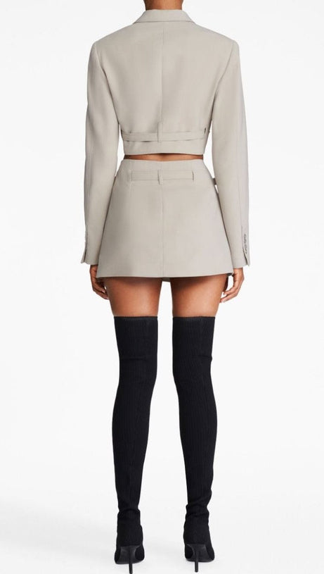 JAYLA CROPPED CUTOUT BLAZER IN GREY