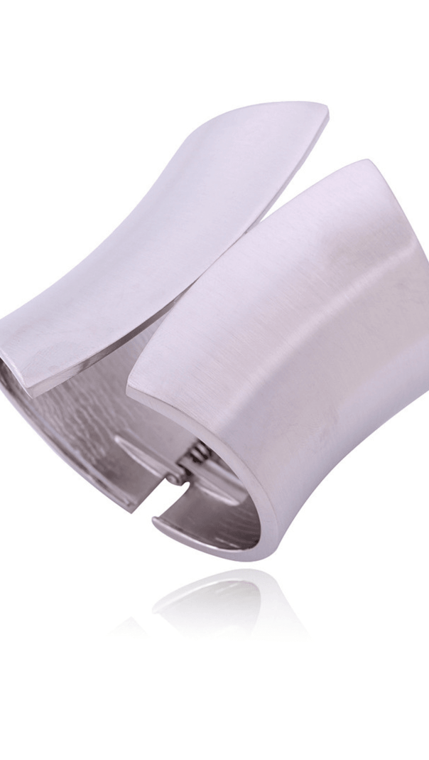 AIIZIE KINAN ASYMMETRIC BRACELET - product image