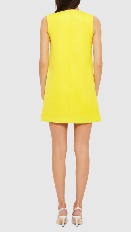 Yvonne – Minikleid mit Blumenapplikation in Gelb