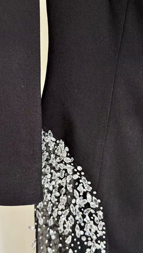 ABITO LUNGO A MANICHE LUNGHE IN RETE CON CRISTALLI BARDOT NERO