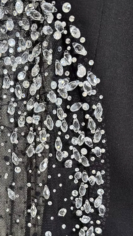 ABITO LUNGO A MANICHE LUNGHE IN RETE CON CRISTALLI BARDOT NERO