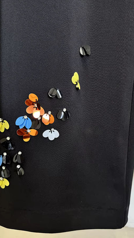 SEQUIN FLOWER SCRUNCHED BLACK BLAZER SET