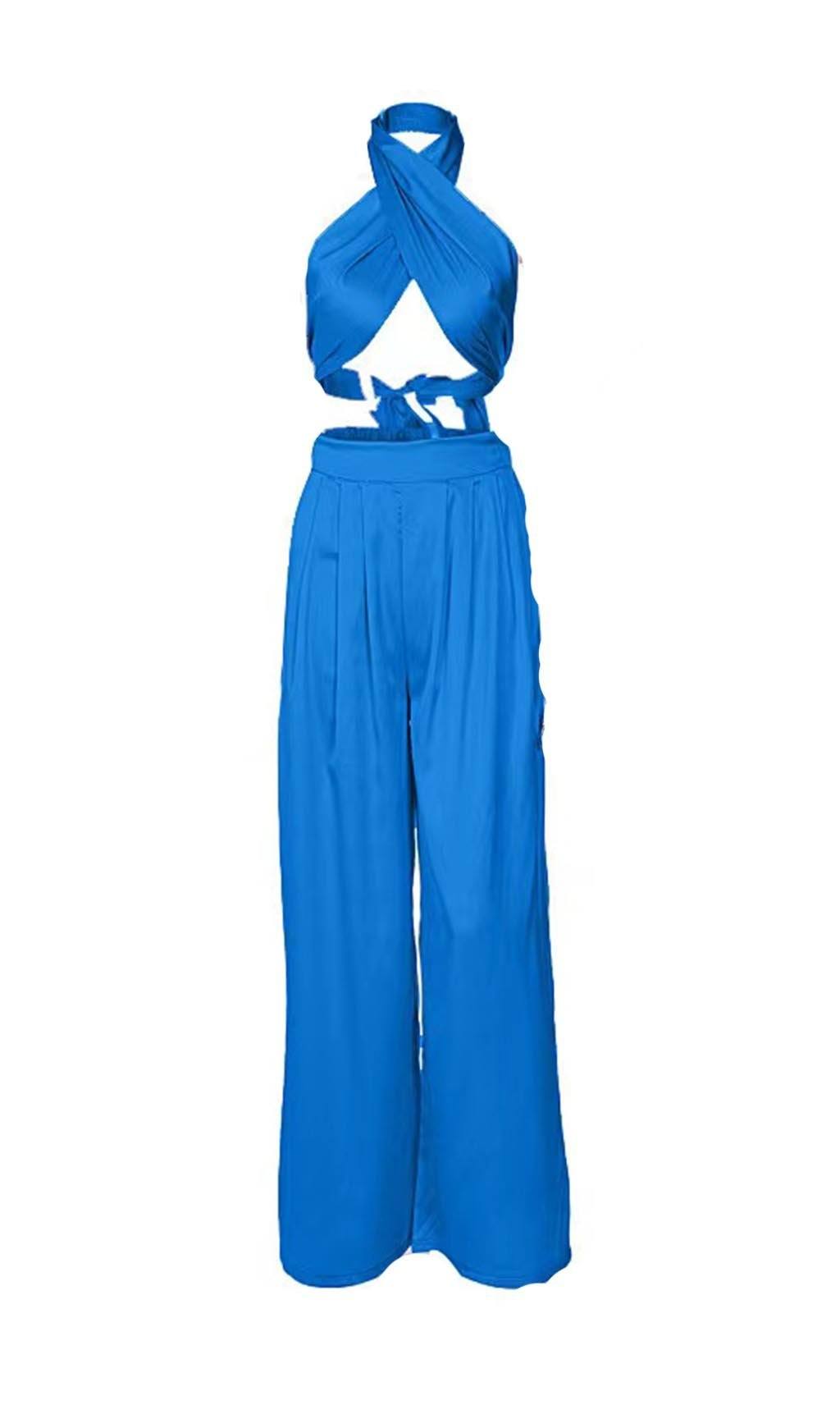 Lockerer Plastikanzug.