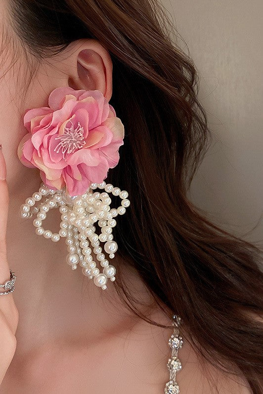 AIIZIE LYDIA FLORAL PEARL EARRINGS - product image
