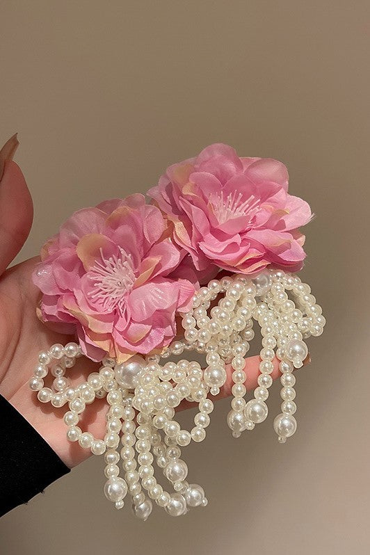 LYDIA FLORAL PEARL EARRINGS