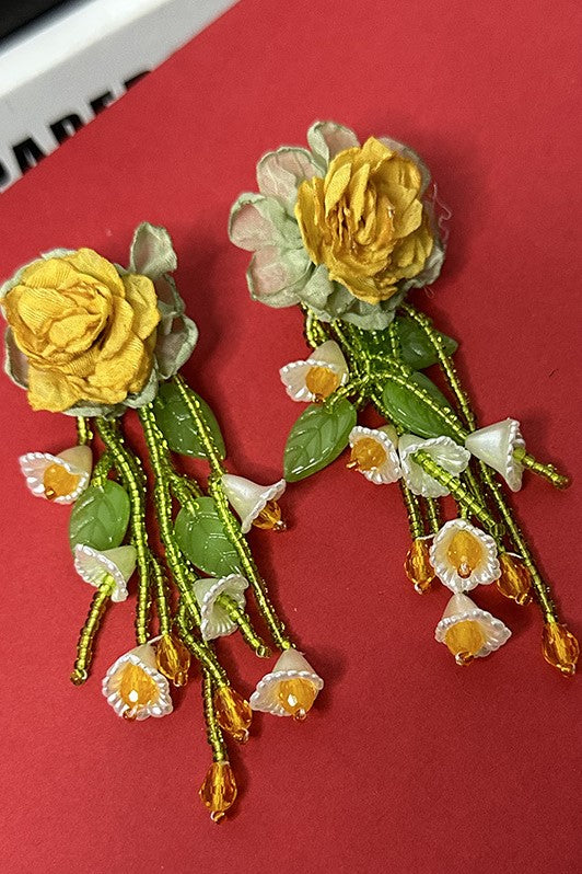 MAKAYLA FLORAL BEAD EARRINGS
