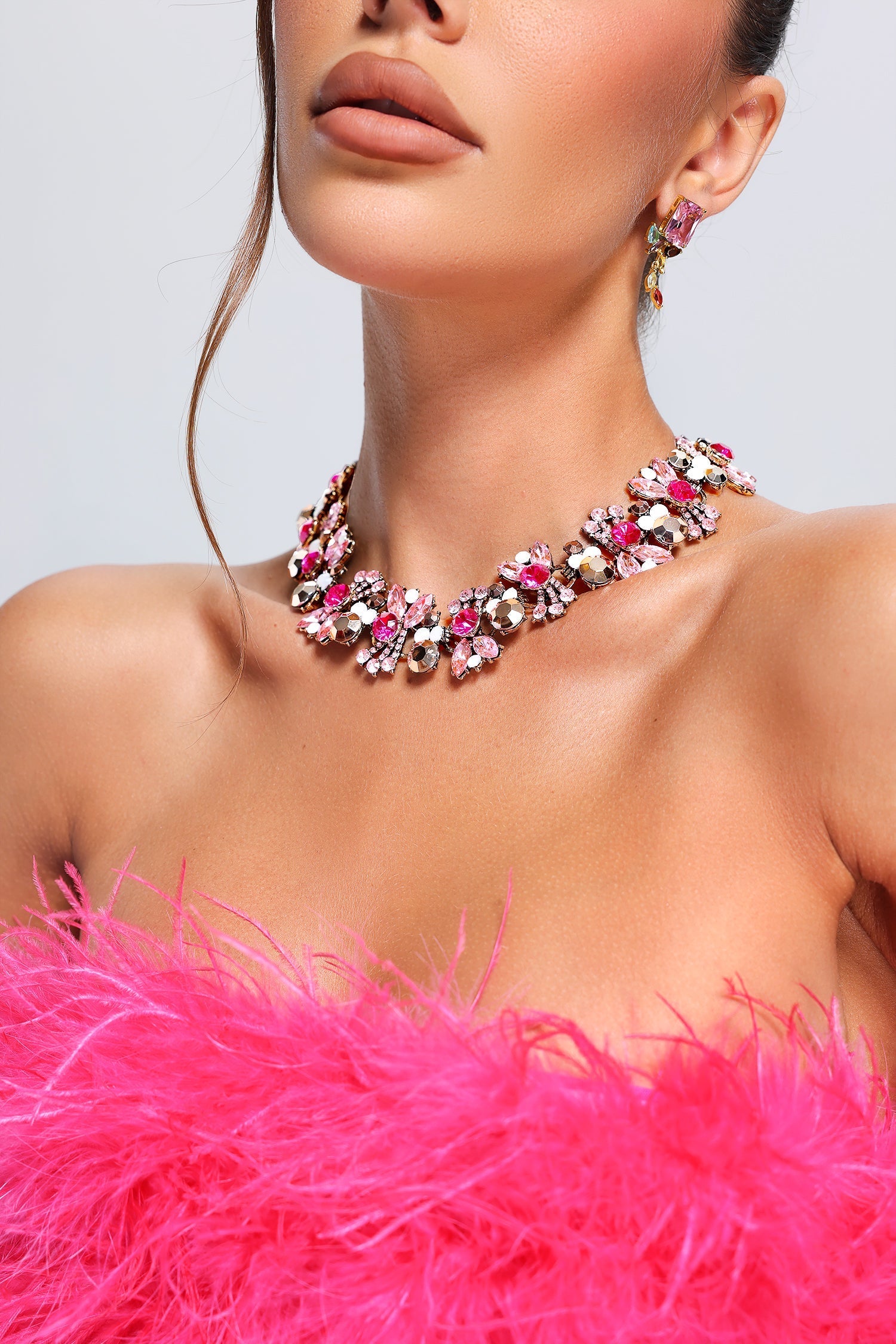 MATTEY RHINESTONE NECKLACE