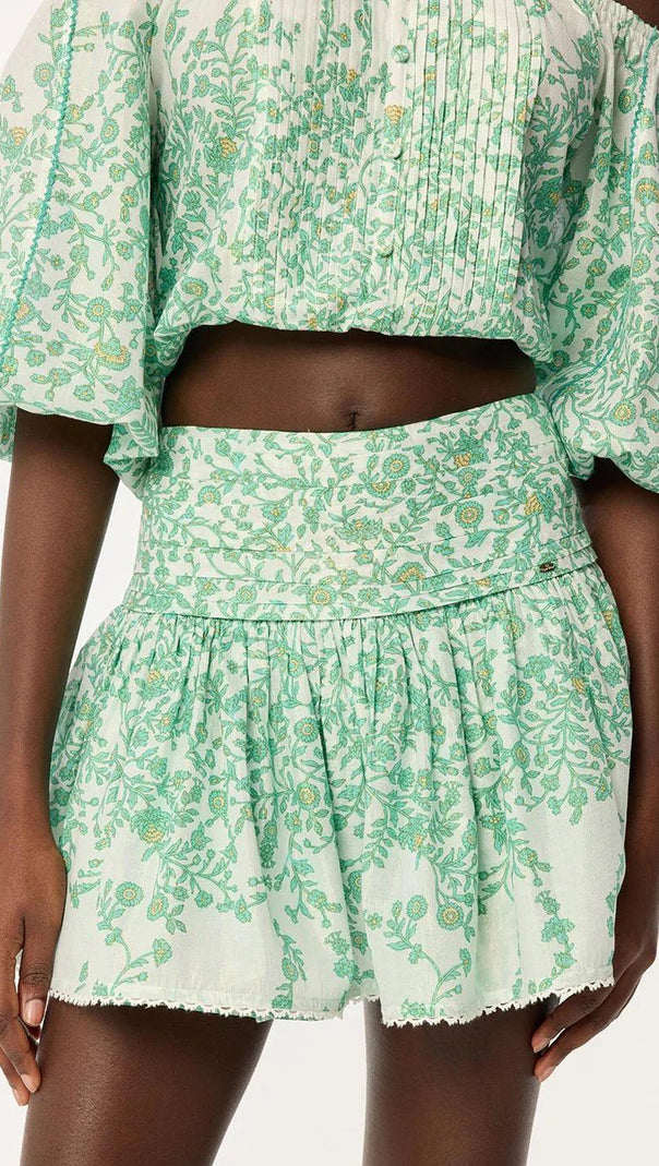 AIIZIE OFF-SHOULDER FLORAL PRINT MINI SKIRT SET IN GREEN - product image