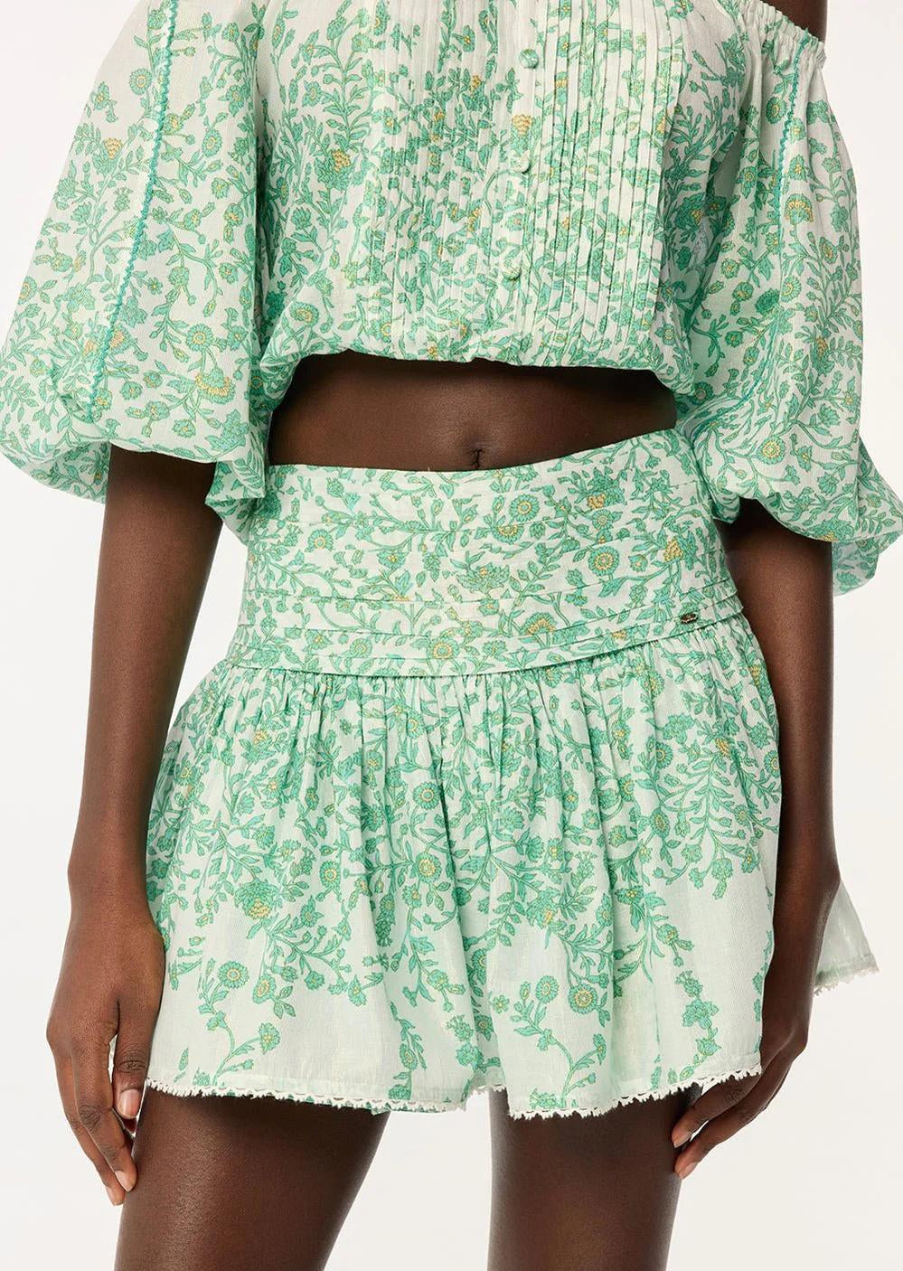 OFF-SHOULDER FLORAL PRINT MINI SKIRT SET IN GREEN