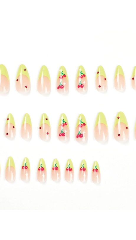 CHERRY FRENCH GREEN EDGE PRESS ON NAILS