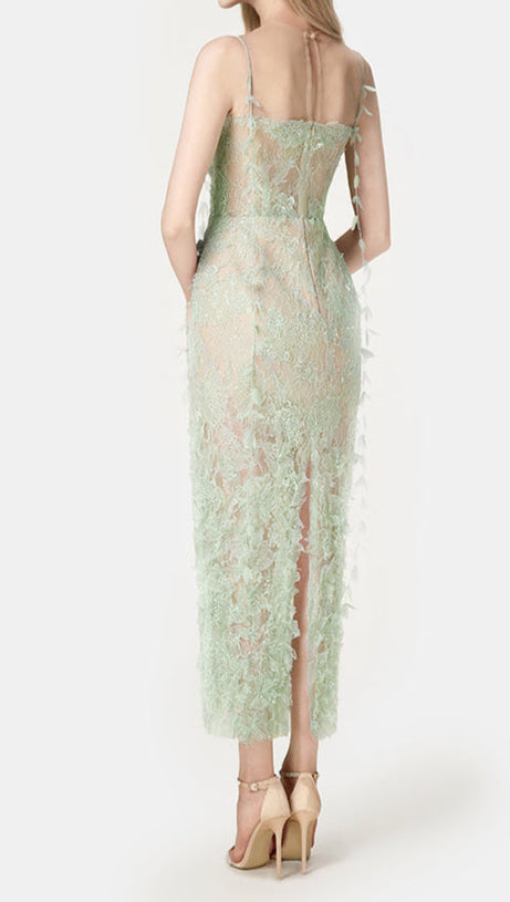 Mintgrünes Bleistiftkleid aus Spitze mit Perlen