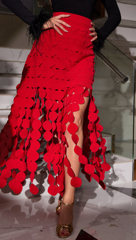 CIRCLE CUTOUT FRINGE SKIRT IN RED