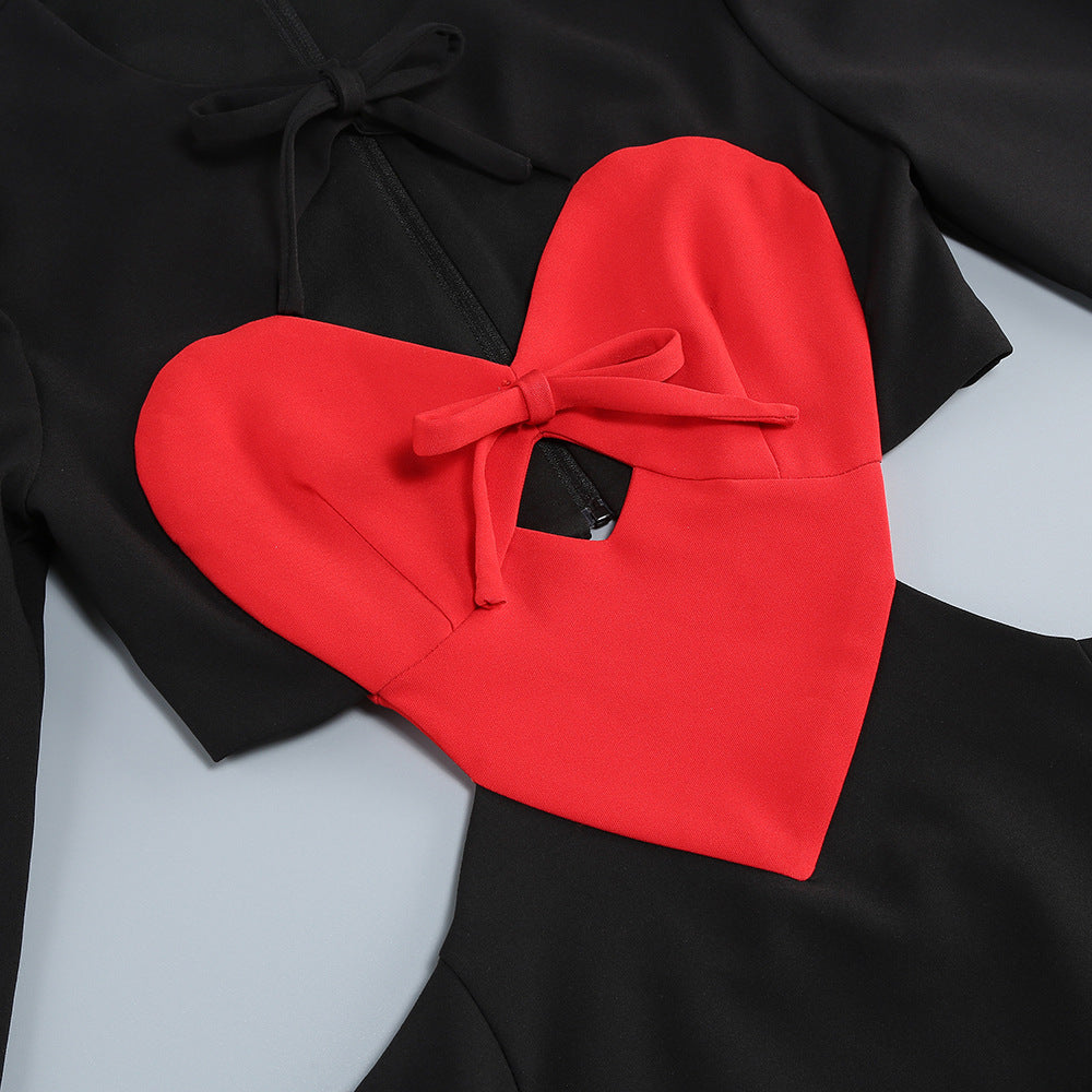 MINIKLEID MIT HERZSCHLEIFE UND CUTOUT