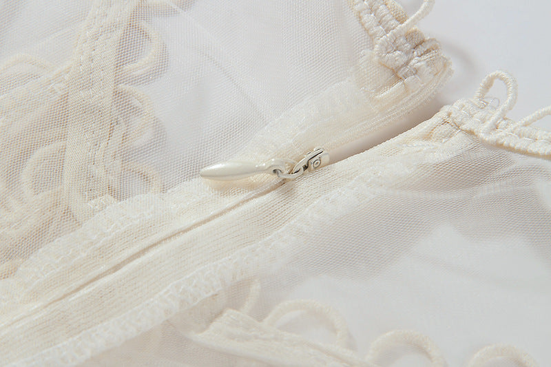 A-LINE SLEEVELESS LACE TEMPERAMENT EMBROIDERED COURT MIDI DRESS