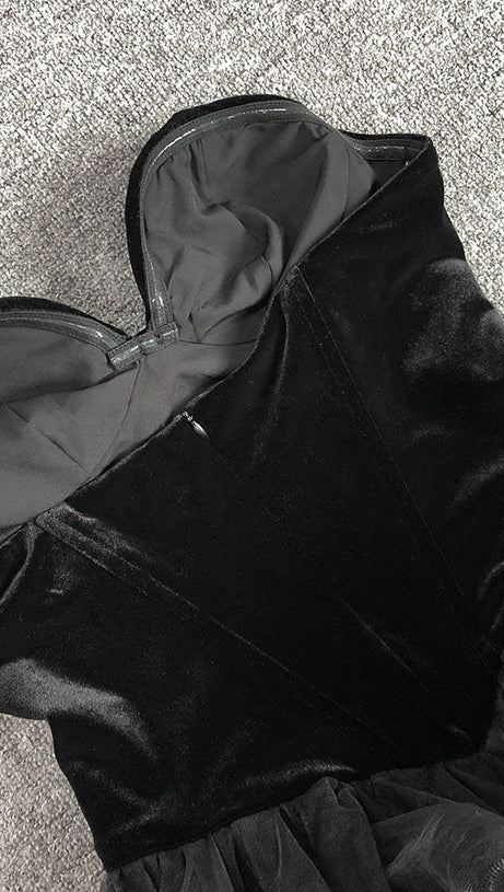 STRAPLESS RUFFLED ORGANZA CORSET MINI DRESS IN BLACK