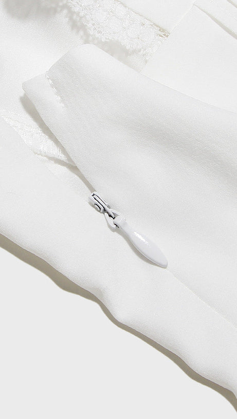 LACE CORSET MINI DRESS IN WHITE